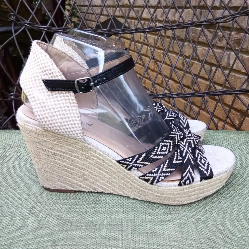 Lucky  Brand Mahima Espadrille Wedge Sandal.
